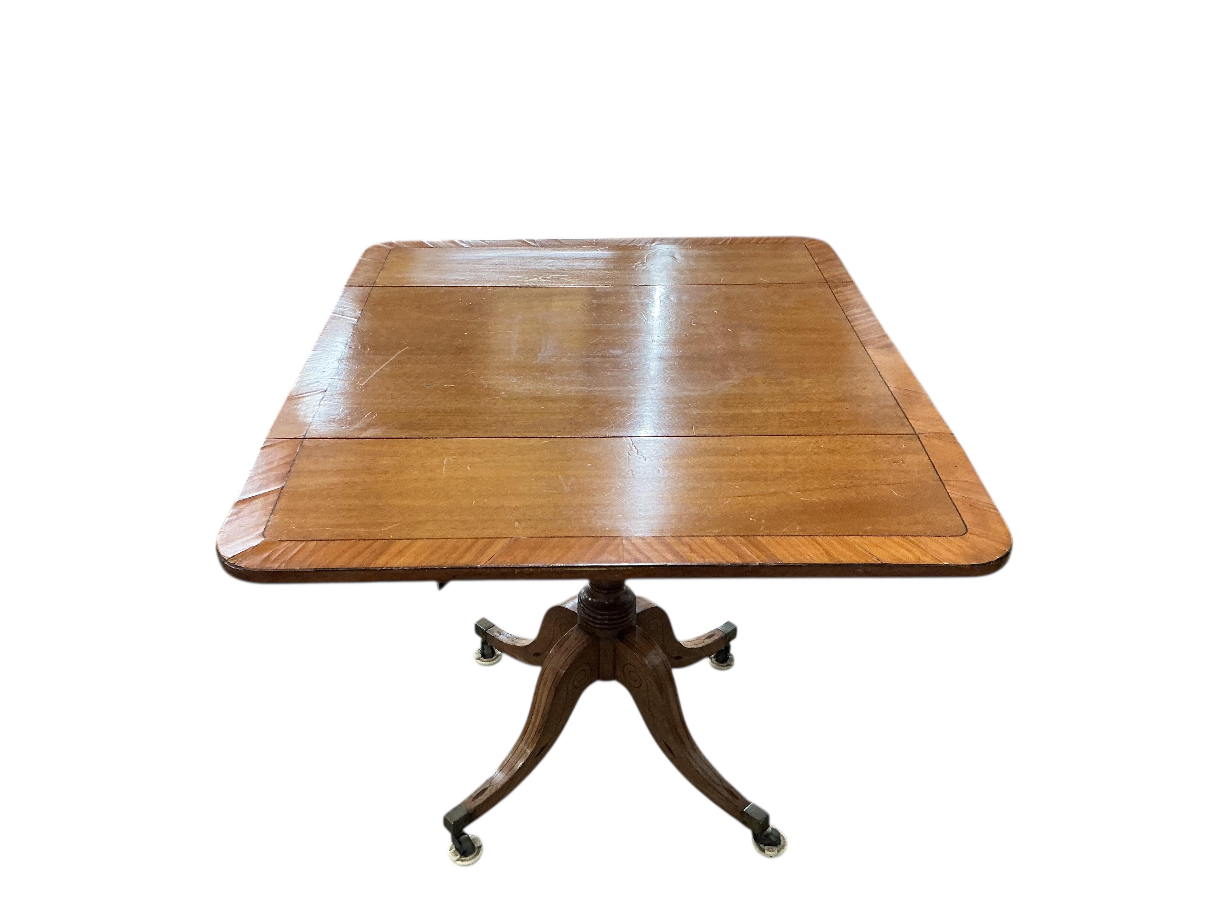 A Regency banded mahogany drop leaf Pembroke breakfast table fitted two drawers, width 81cm, depth 52cm, height 74cm